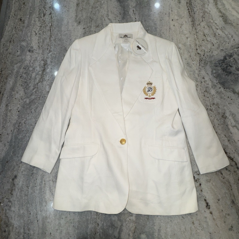 RARE Vintage NWT Duchess Isabel White‎ Blazer Sz Large Crest Academic Luxury